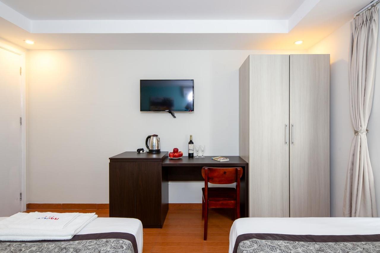 Haya Hotel Beach Da Nang Exteriör bild